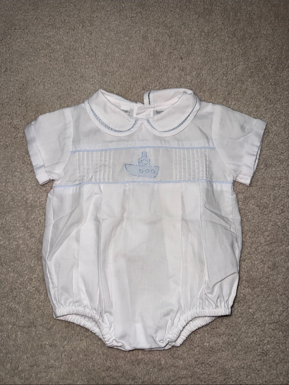 FRIEDKNIT creations Bubble with Light Blue Embroidered boat